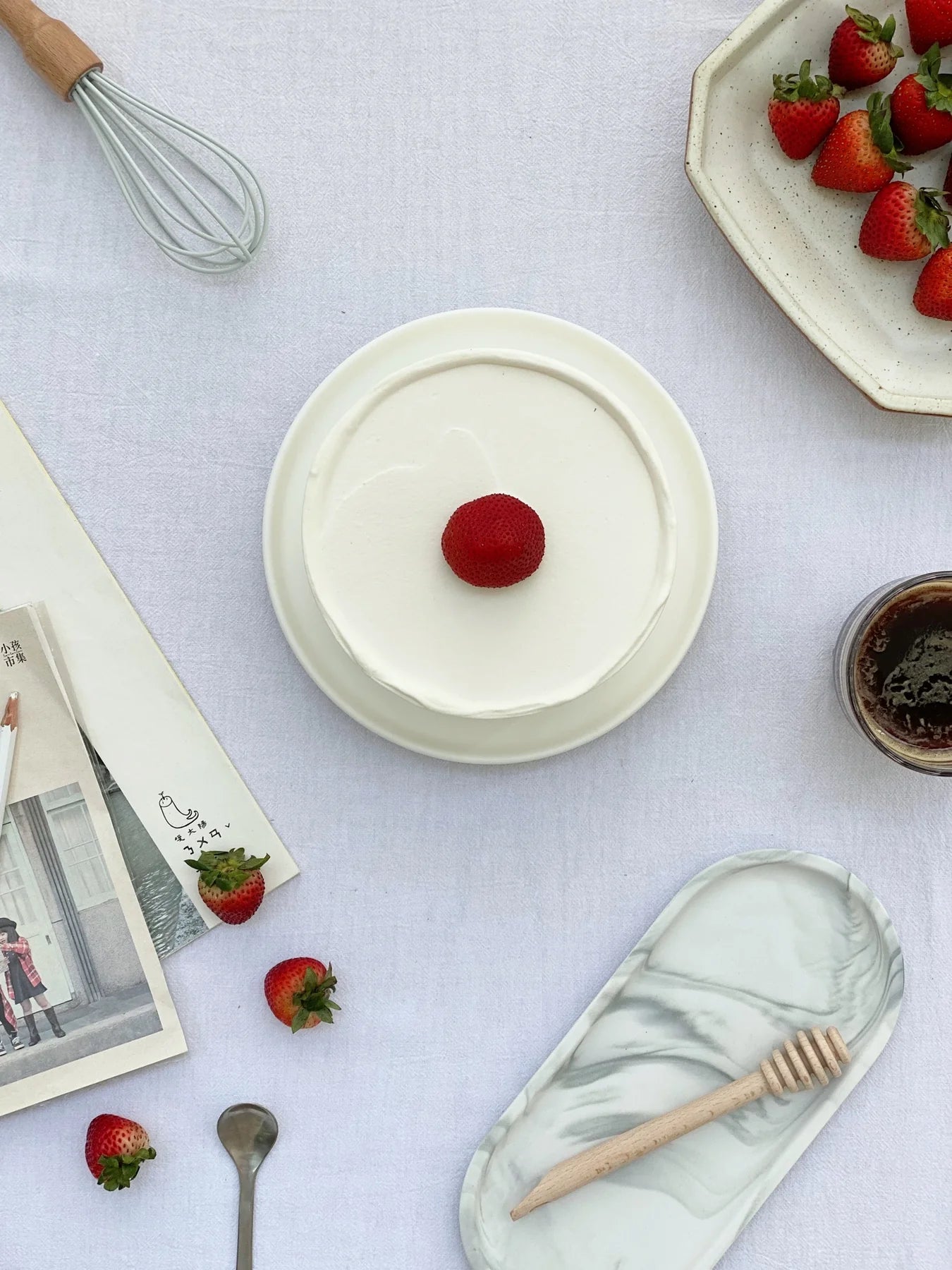 Strawberry Cake | 草莓戚風